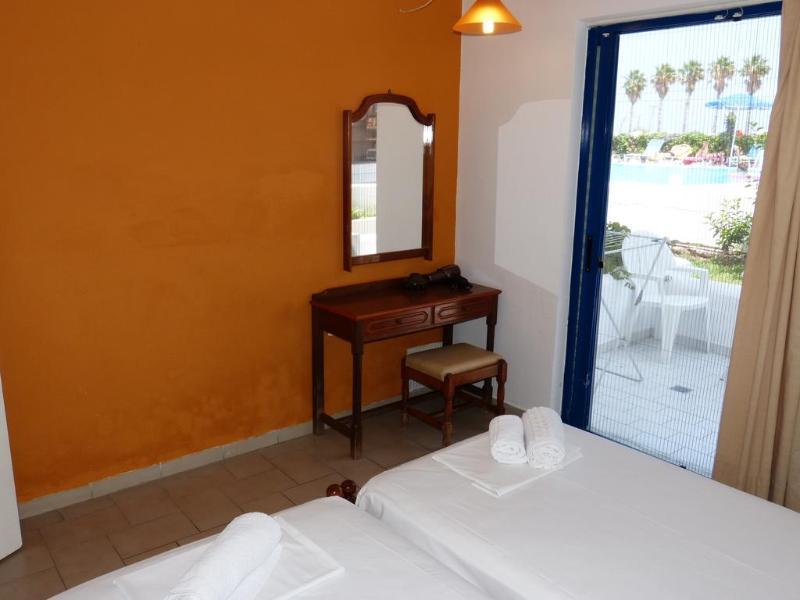 Miros Hotel Apartments Tigaki Eksteriør billede