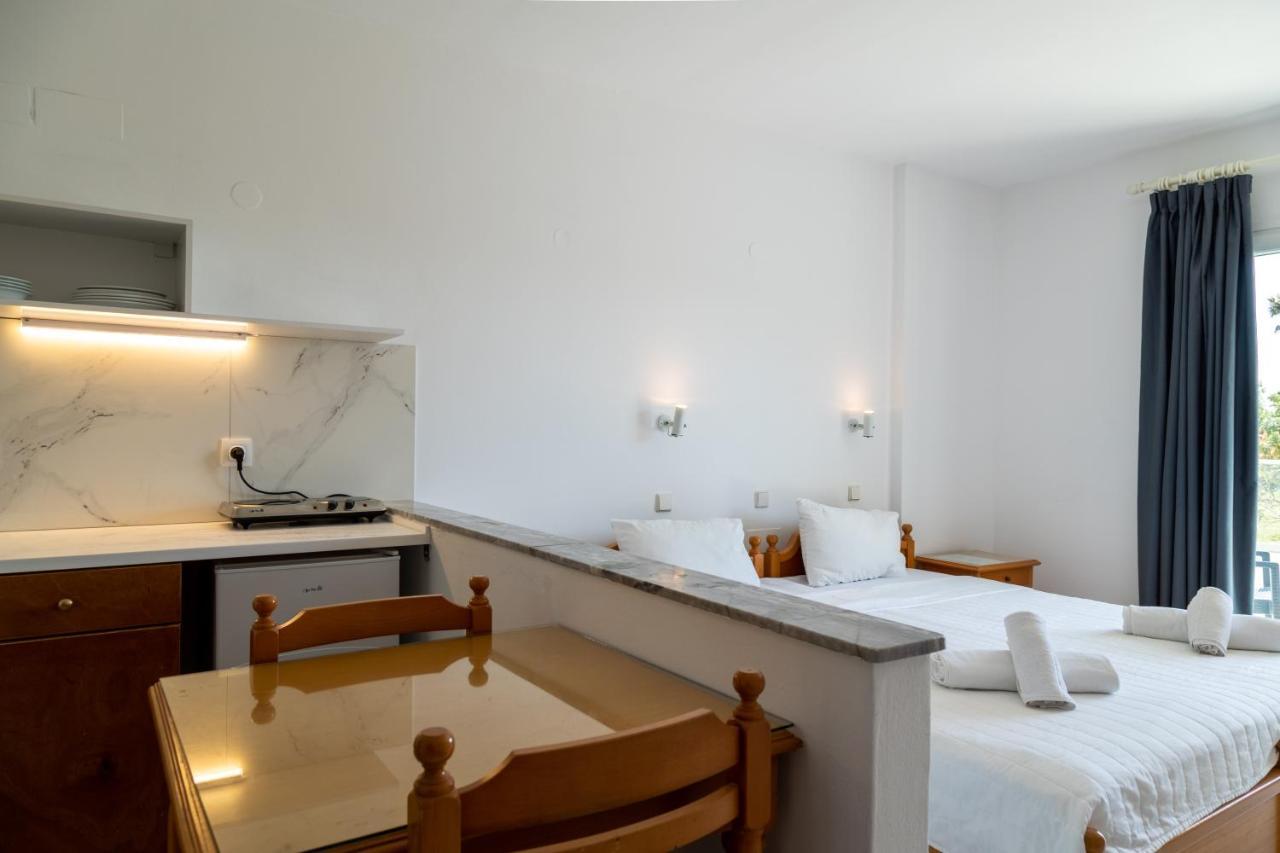 Miros Hotel Apartments Tigaki Eksteriør billede