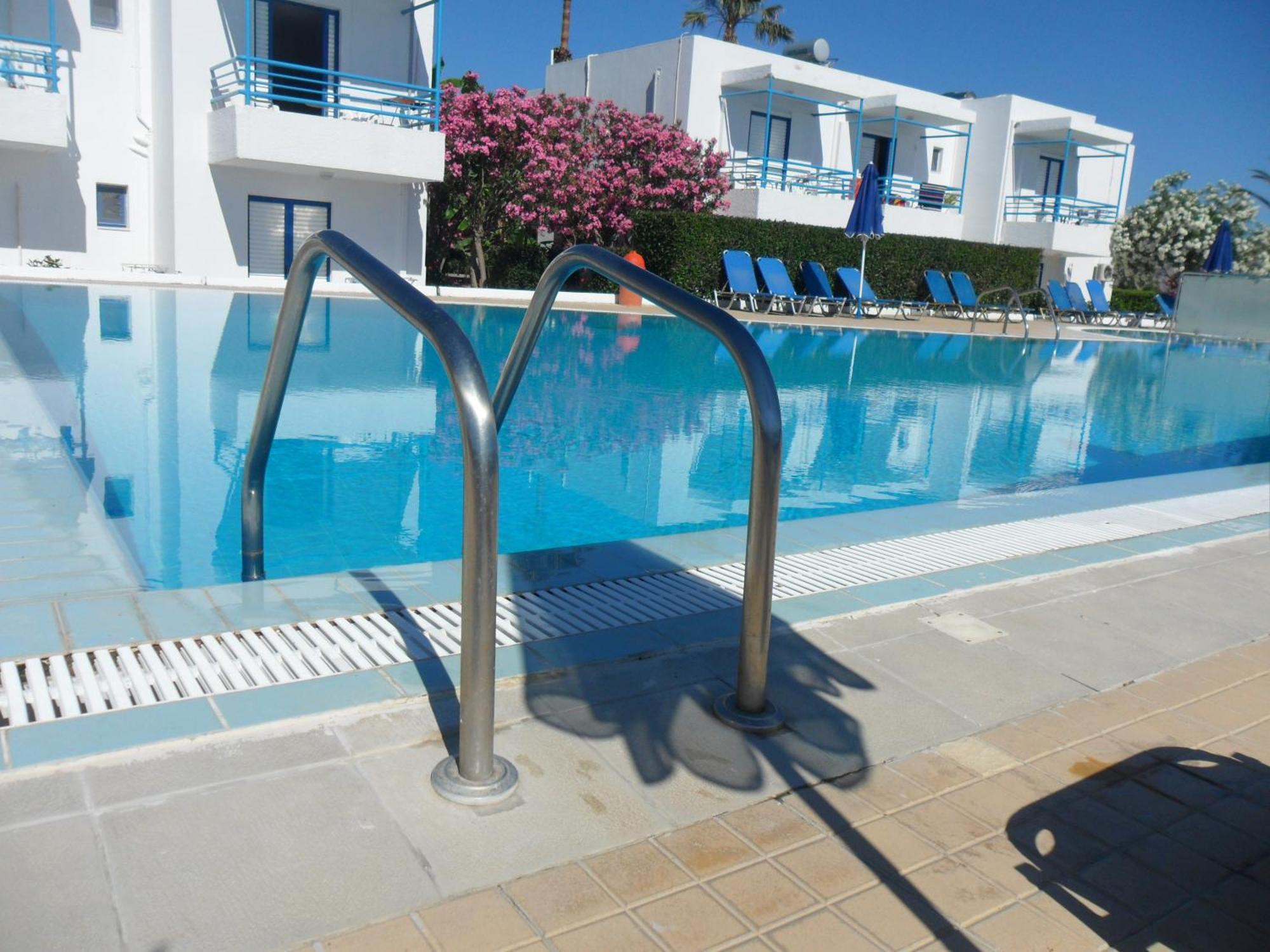 Miros Hotel Apartments Tigaki Eksteriør billede